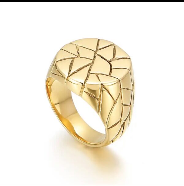 Nordic Style Ring (Gold)