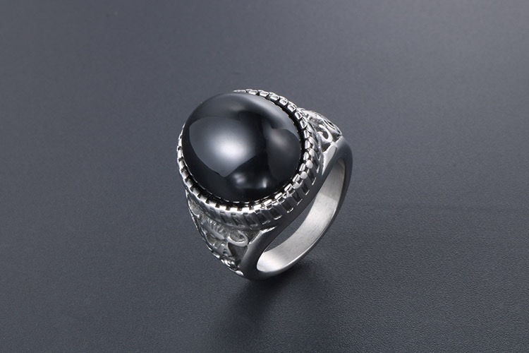 Men’s BLACK Onyx Stone Stainless Steel Ring (Vintage Engraved Design) - Image 2