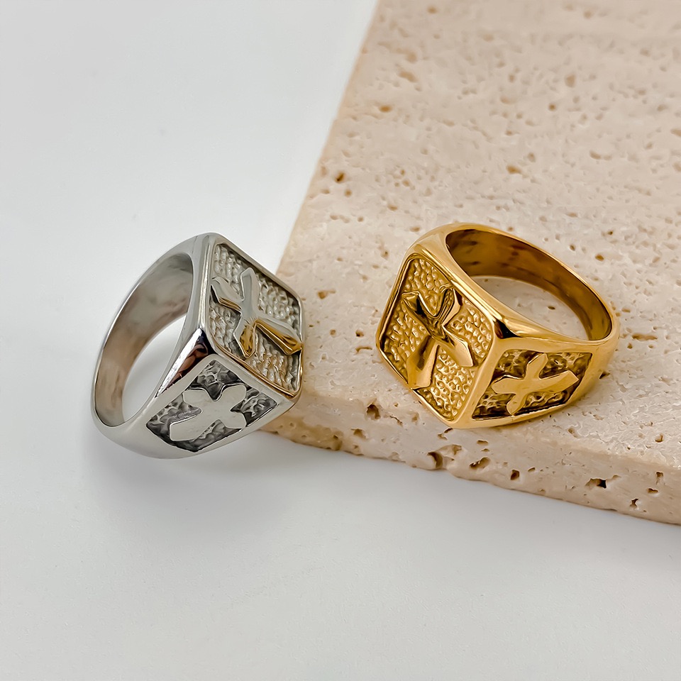 Stainless Steel Cross Signet Ring(SILVER) - Image 2